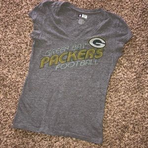 Packer Vneck T-shirt